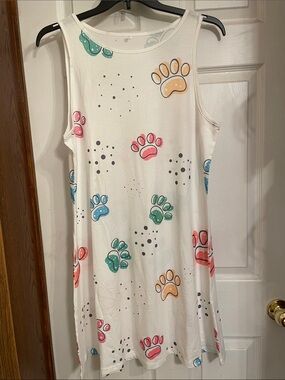 Source Unknown White Sleeveless Nightgown with Colorful Paw Prints